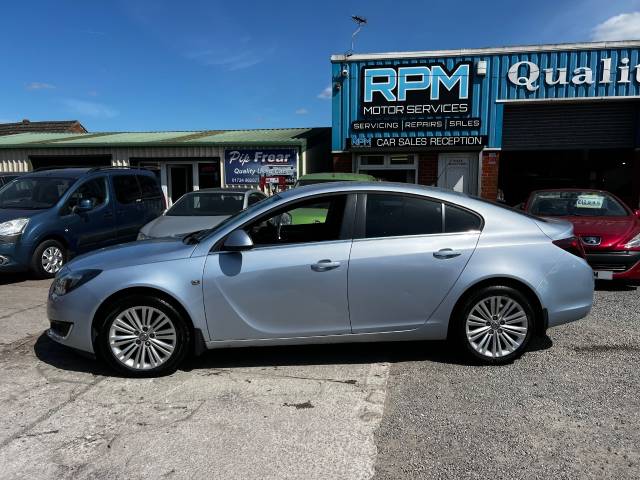 2015 Vauxhall Insignia 1.8i VVT Design 5dr