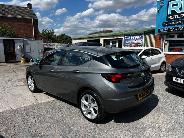2016 Vauxhall Astra 1.4T 16V 150 SRi Nav 5dr