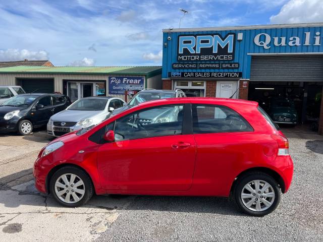 2009 Toyota Yaris 1.33 VVT-i TR 3dr [6]