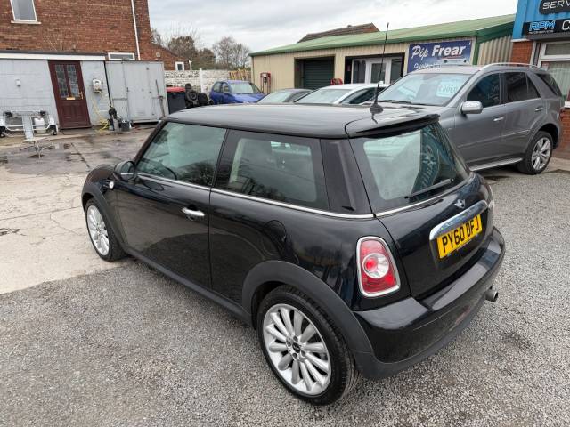 2010 Mini Hatchback 1.6 Cooper [122] 3dr