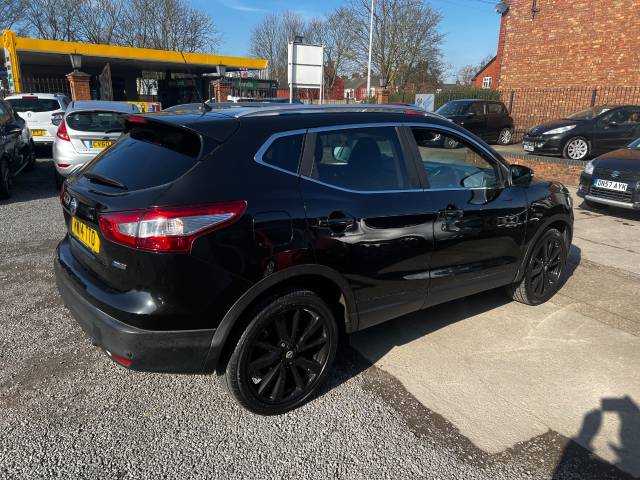 2014 Nissan Qashqai 1.5 dCi Tekna 5dr