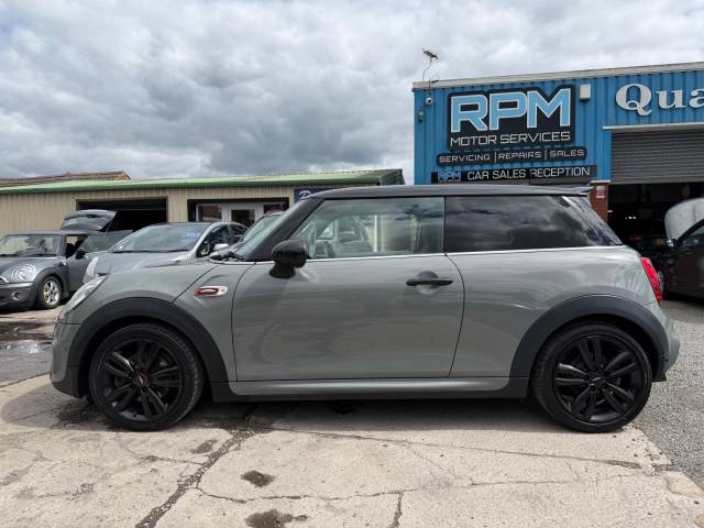2017 Mini Hatchback 2.0 Cooper S John Cooper Works 210 3dr Auto