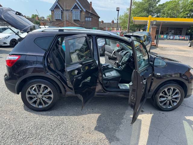 2010 Nissan Qashqai 1.5 dCi Tekna 5dr