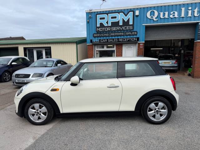 2014 Mini Hatchback 1.5 Cooper D 3dr